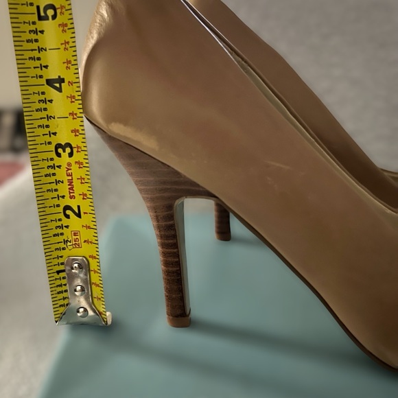 NINE WEST ACT3-M PUMPS LIGHT NATURAL LEATHER SIZE 8 MEDIUM - Picture 4 of 5